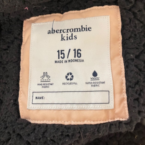 Winter jacket - Picture 4 of 4